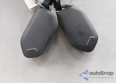 2025 Kia K4 Lxs z USA, uszkodzony, nr VIN 3KPFT4DE0SE165667